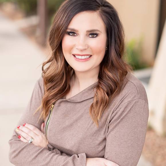 Meet your Posher, Connie - Picture 1 of 1